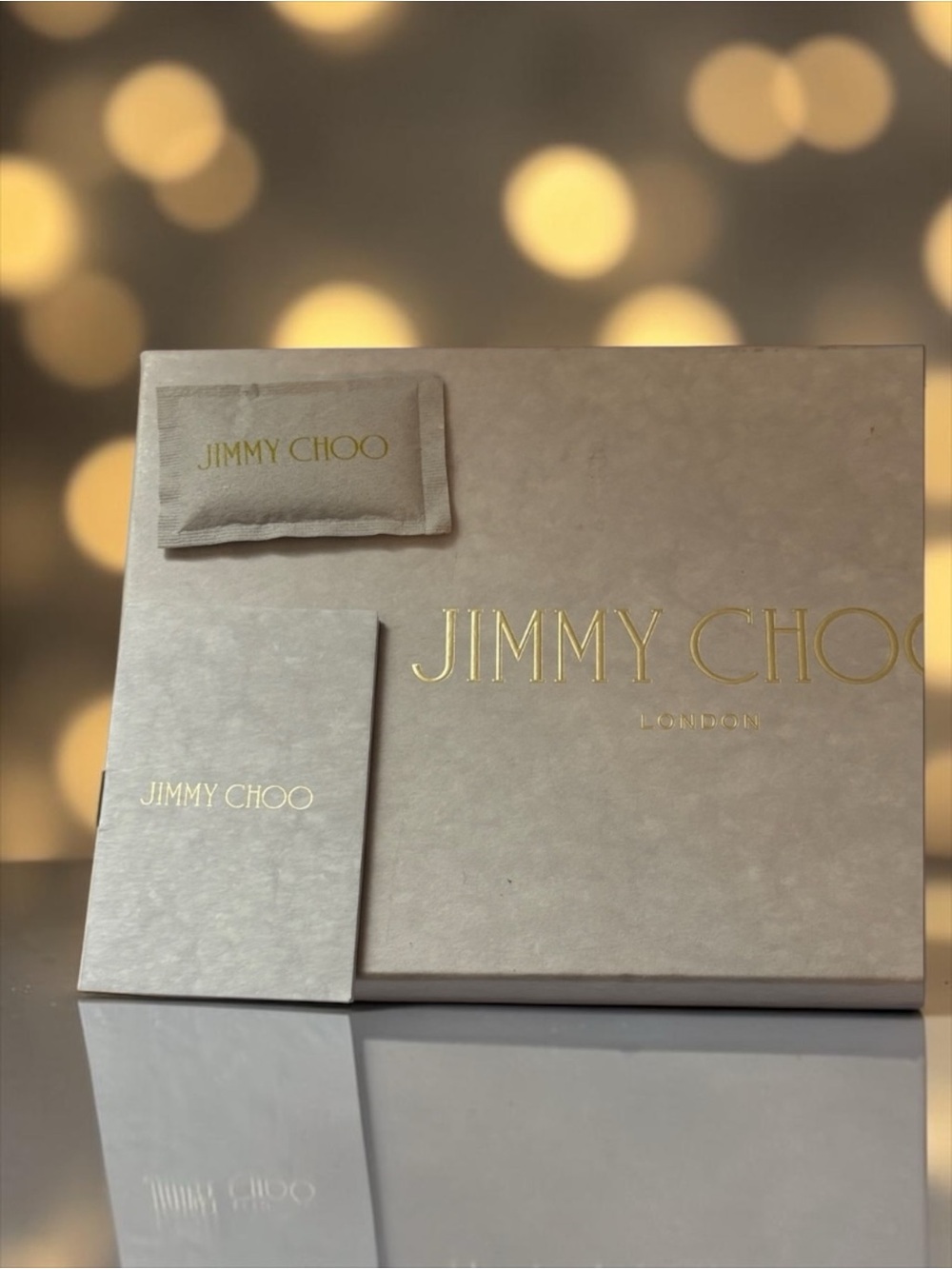 Jimmy Choo Light Mocha Leather Star-Studded Long Wallet. Full inclusion - Picture 7 of 7